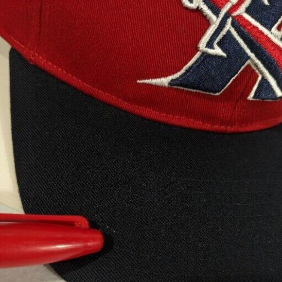 Red Hat with Letter A and Swords Knights NCAA - Picture 8 of 11